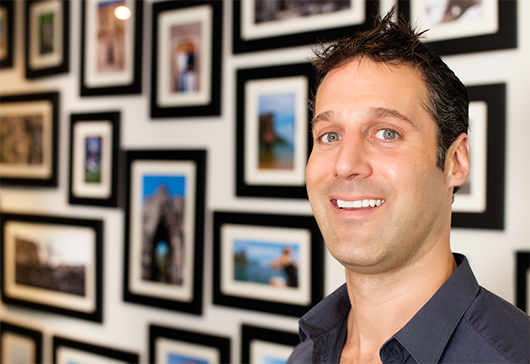  Jason Rubin "itemprop =" contentUrl "/>
</figure>
</article>
<article class=