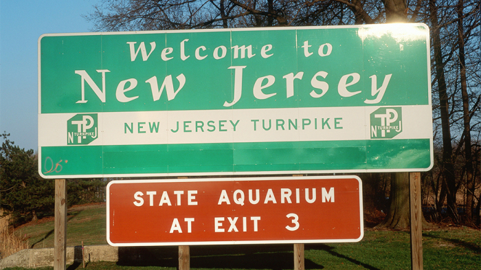  New Jersey Turnpike "itemprop =" contentUrl "/>
</figure>
</article>
<article class=