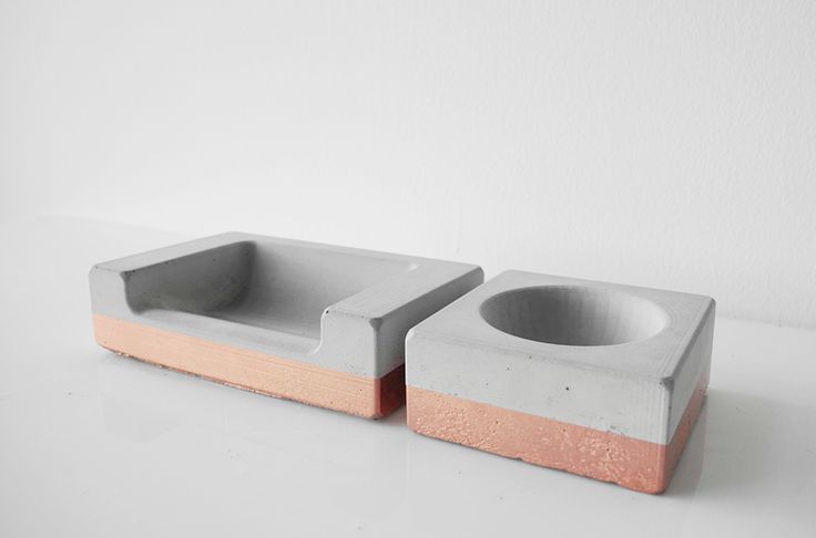 Home Decorating DIY Projects: Modern Concrete Dog Bowls 